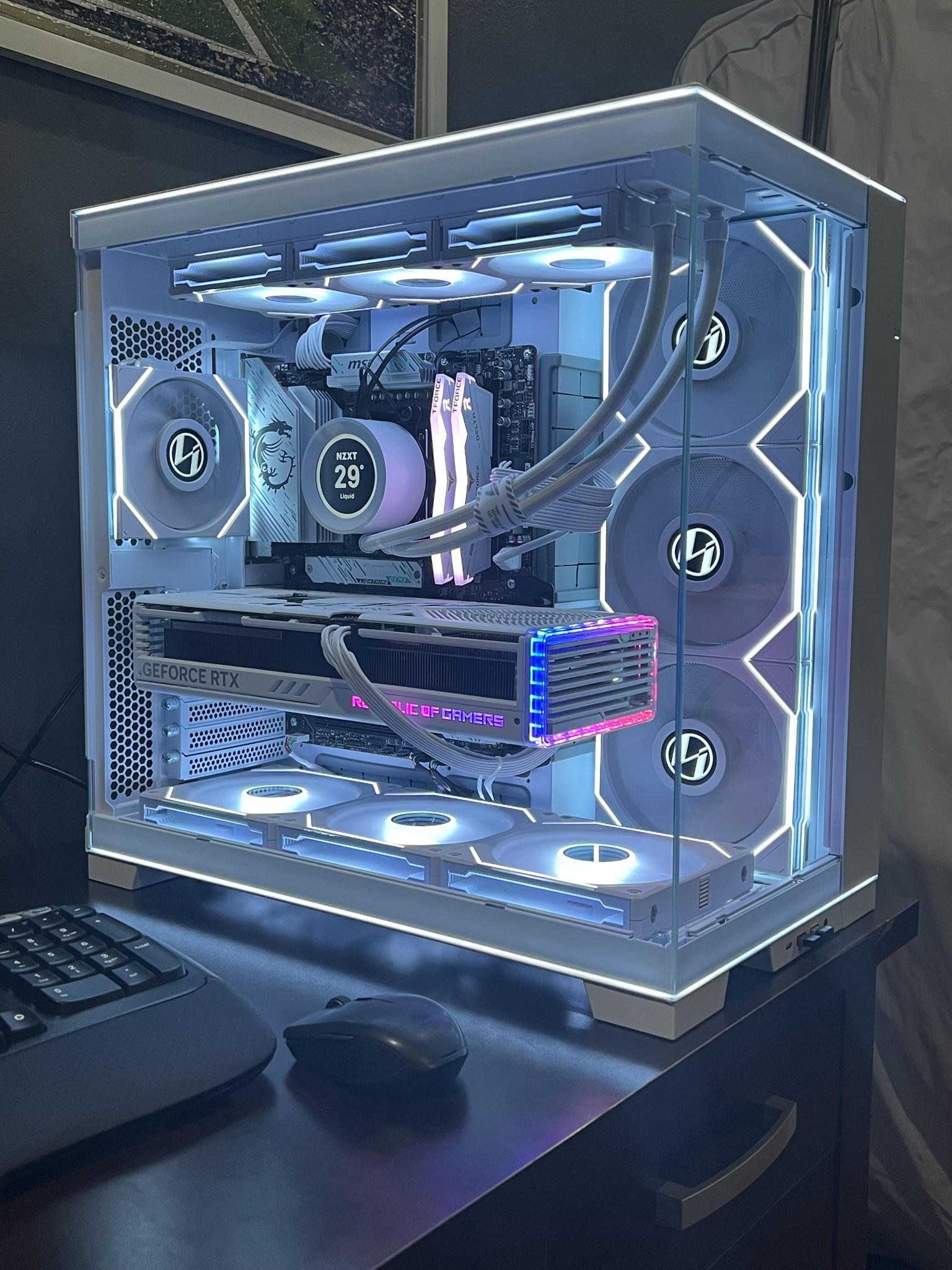 PC White